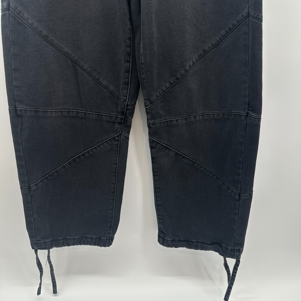 Madden NYC Barrel Jeans Womens 8 Black Denim Tapered Leg Cropped Mid Rise - Picture 2 of 10